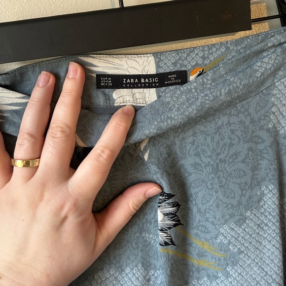 Zara Ruffle Crane Shorts - Picture 7 of 7